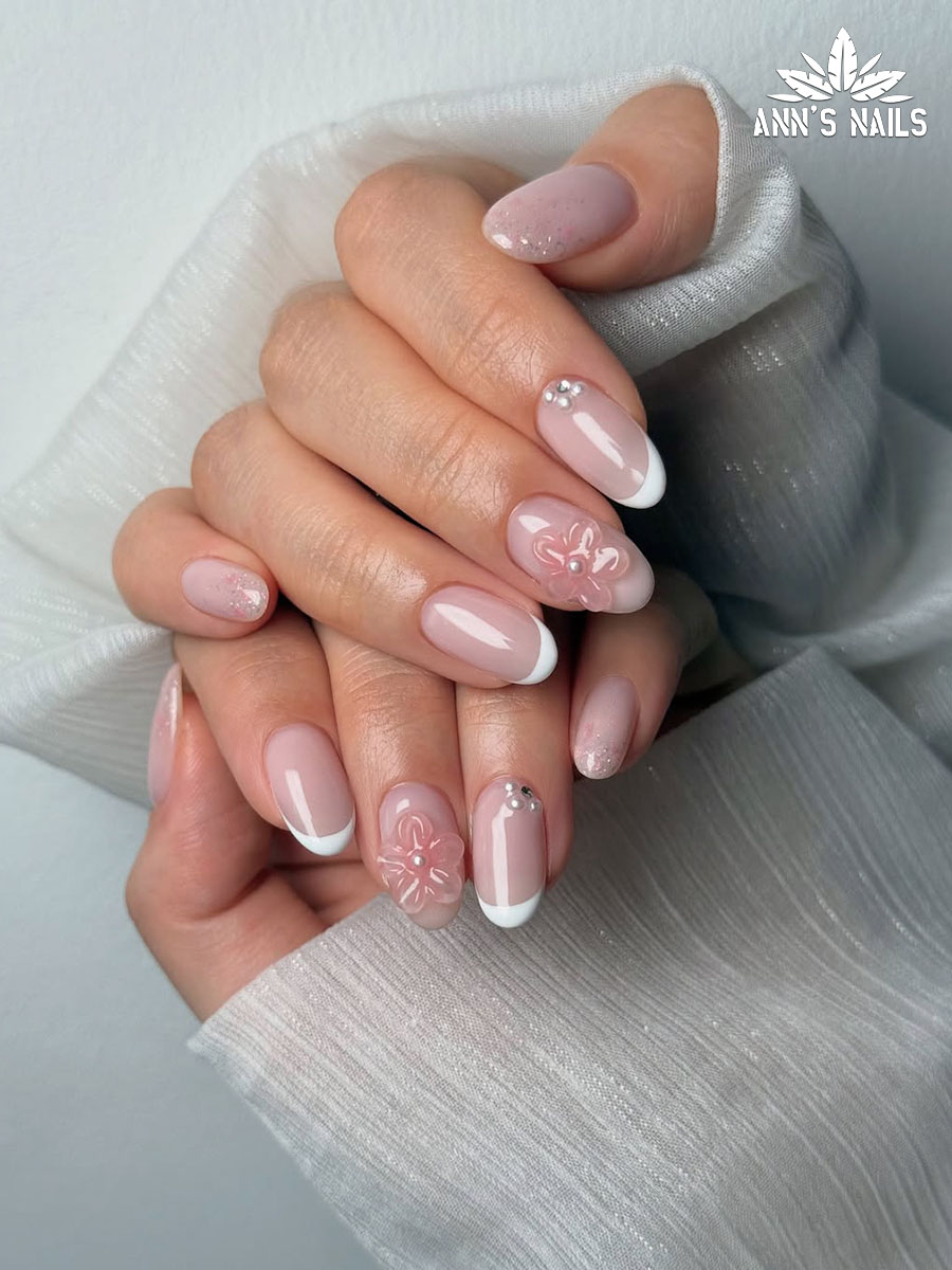 Ann's Nails 7959 Broadway